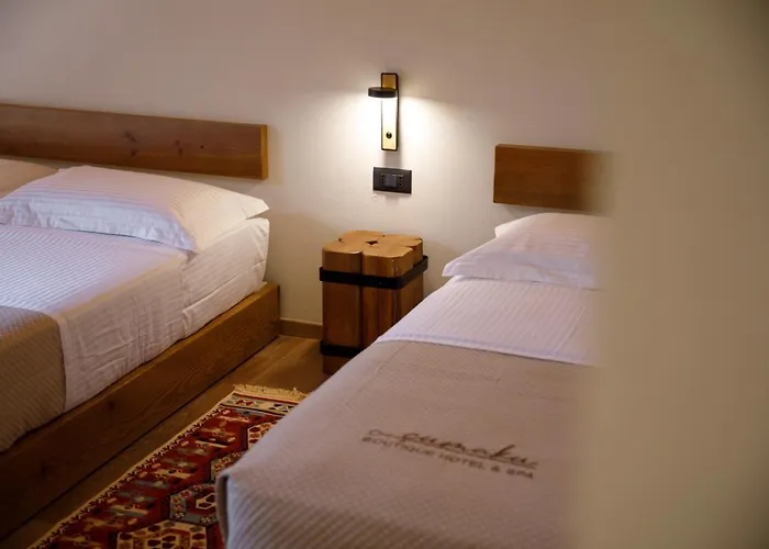 ホテル Cumaku Boutique & *