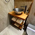 Cumaku Boutique & * Gjirokastër