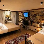 Cumaku Boutique & Hotel Gjirokastër