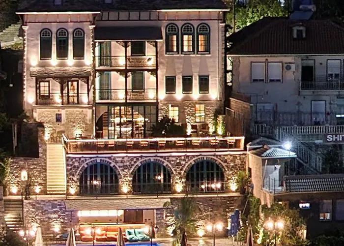Cumaku Boutique &
